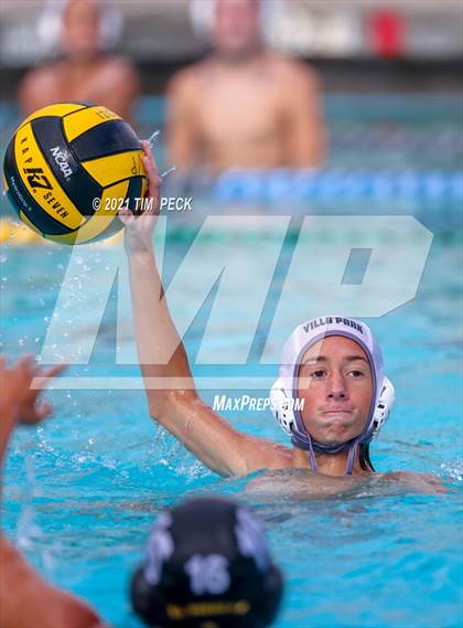 Thumbnail 1 in El Modena @ Villa Park photogallery.