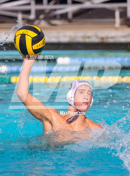 Thumbnail 1 in El Modena @ Villa Park photogallery.