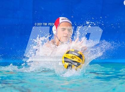 Thumbnail 1 in El Modena @ Villa Park photogallery.