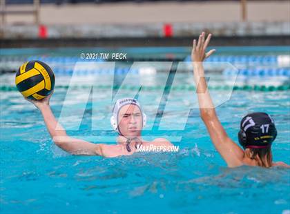 Thumbnail 2 in El Modena @ Villa Park photogallery.