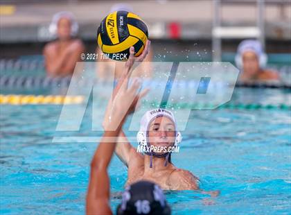 Thumbnail 2 in El Modena @ Villa Park photogallery.