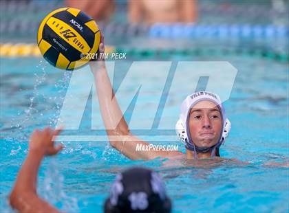 Thumbnail 1 in El Modena @ Villa Park photogallery.