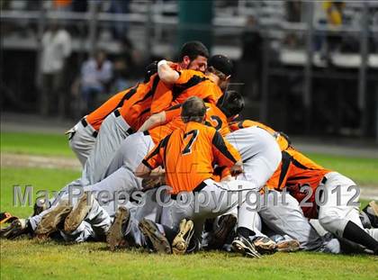 Thumbnail 3 in South Windsor vs. Shelton (CIAC Class LL Final) photogallery.