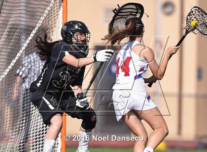 Thumbnail 3 in St. Ignatius vs. Archbishop Mitty photogallery.