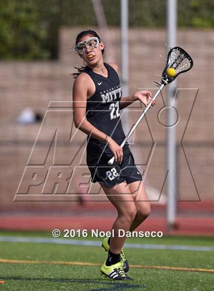 Thumbnail 3 in St. Ignatius vs. Archbishop Mitty photogallery.