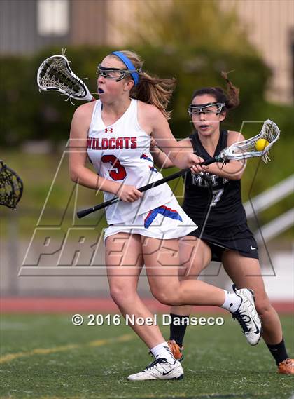 Thumbnail 1 in St. Ignatius vs. Archbishop Mitty photogallery.