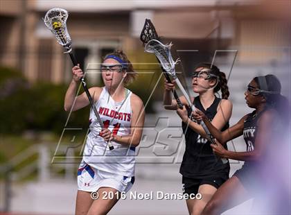 Thumbnail 1 in St. Ignatius vs. Archbishop Mitty photogallery.