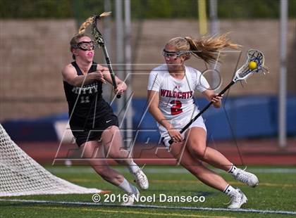 Thumbnail 2 in St. Ignatius vs. Archbishop Mitty photogallery.