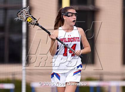 Thumbnail 2 in St. Ignatius vs. Archbishop Mitty photogallery.