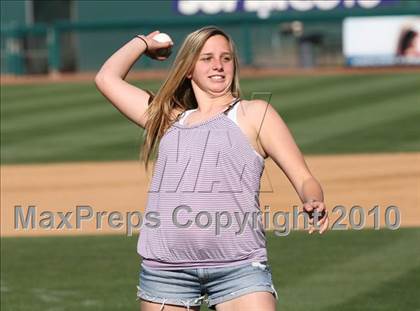 Thumbnail 3 in East Nicolaus vs. Esparto @ Raley Field photogallery.