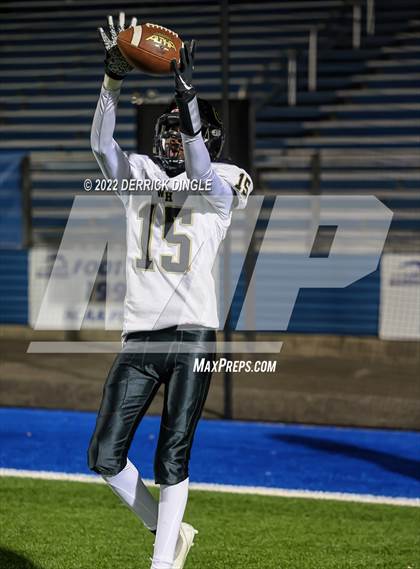 Thumbnail 2 in West Hempstead vs. Seaford (NYSPHSAA Section 8 Conference 4 Semifinal) photogallery.