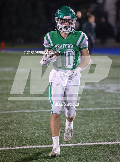 Thumbnail 3 in West Hempstead vs. Seaford (NYSPHSAA Section 8 Conference 4 Semifinal) photogallery.