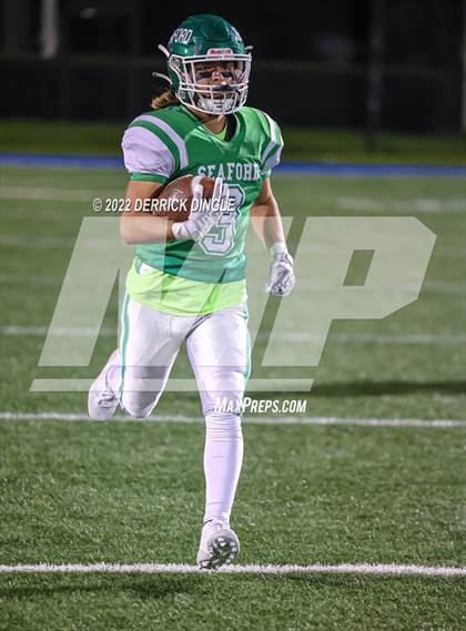 Thumbnail 2 in West Hempstead vs. Seaford (NYSPHSAA Section 8 Conference 4 Semifinal) photogallery.