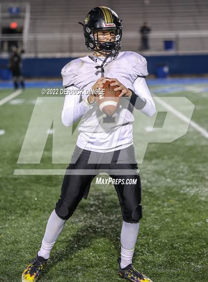 Thumbnail 2 in West Hempstead vs. Seaford (NYSPHSAA Section 8 Conference 4 Semifinal) photogallery.