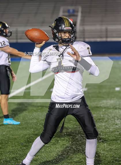 Thumbnail 1 in West Hempstead vs. Seaford (NYSPHSAA Section 8 Conference 4 Semifinal) photogallery.