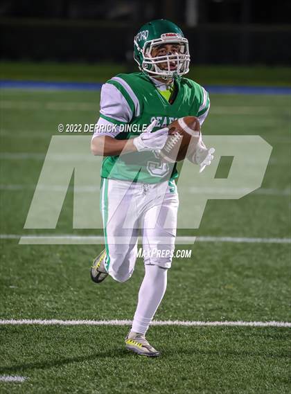 Thumbnail 2 in West Hempstead vs. Seaford (NYSPHSAA Section 8 Conference 4 Semifinal) photogallery.