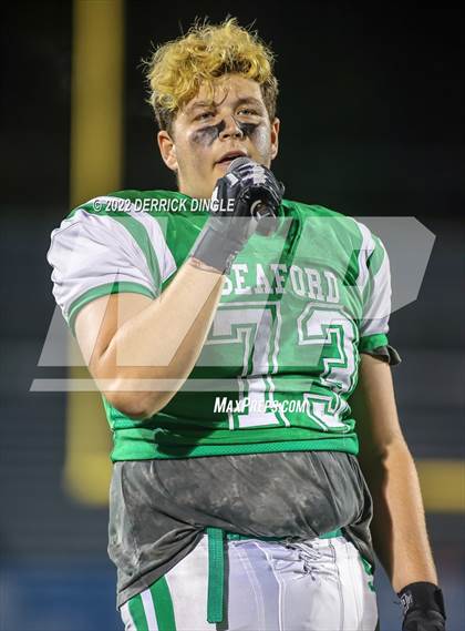 Thumbnail 2 in West Hempstead vs. Seaford (NYSPHSAA Section 8 Conference 4 Semifinal) photogallery.