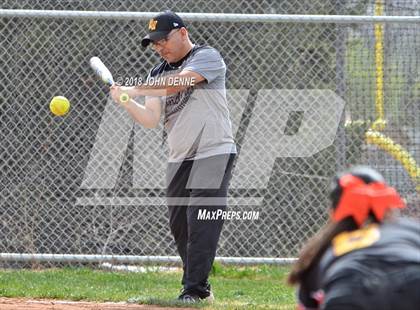 Thumbnail 1 in Del Norte @ Espanola Valley photogallery.