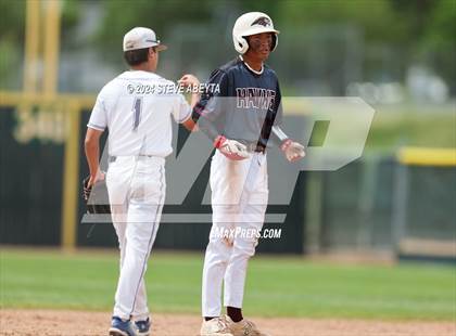 Thumbnail 1 in Horizon vs. Fort Collins (CHSAA 5A First Round Consolation) photogallery.
