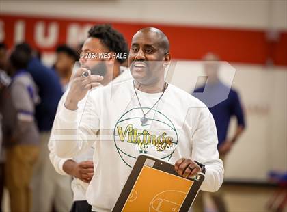 Thumbnail 1 in Hillcrest vs Overton (Memphis Hoopfest) photogallery.