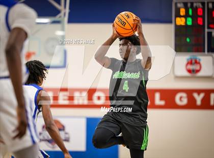 Thumbnail 1 in Hillcrest vs Overton (Memphis Hoopfest) photogallery.