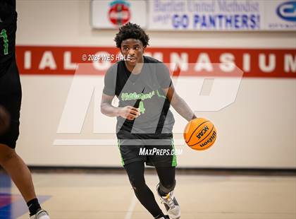 Thumbnail 3 in Hillcrest vs Overton (Memphis Hoopfest) photogallery.