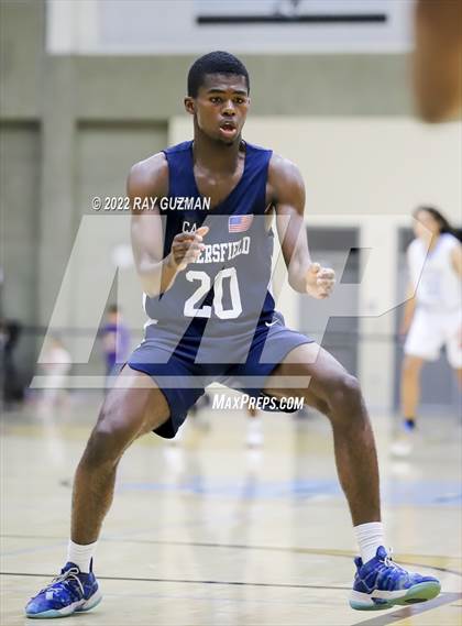Thumbnail 2 in Bullard @ Clovis North photogallery.