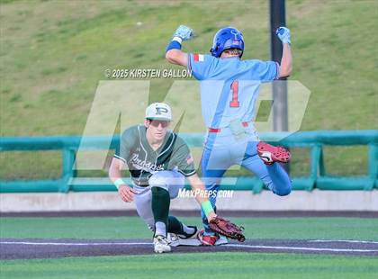 Thumbnail 3 in Midway vs. Prosper (UIL Baseball 6A D1 Semifinal Game 3) photogallery.