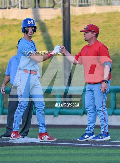 Thumbnail 3 in Midway vs. Prosper (UIL Baseball 6A D1 Semifinal Game 3) photogallery.