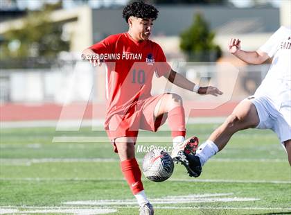 Thumbnail 1 in Burlingame vs. Saint Francis (Sunnyvale Christmas Cup) photogallery.
