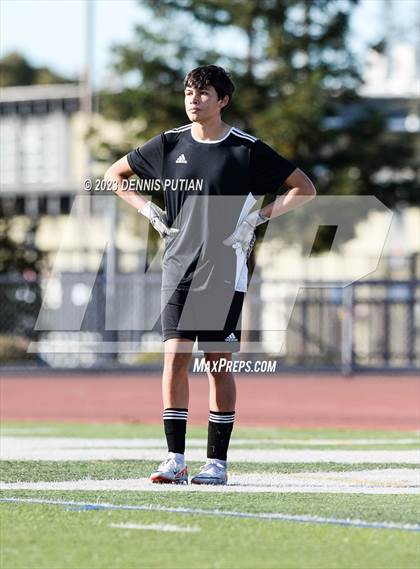 Thumbnail 2 in Burlingame vs. Saint Francis (Sunnyvale Christmas Cup) photogallery.