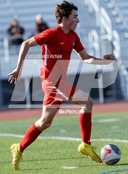 Thumbnail 2 in Burlingame vs. Saint Francis (Sunnyvale Christmas Cup) photogallery.