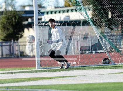 Thumbnail 2 in Burlingame vs. Saint Francis (Sunnyvale Christmas Cup) photogallery.