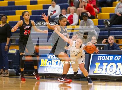 Thumbnail 1 in Little Elm vs. Liberty (5A Region 2 Bi-District Playoff) photogallery.