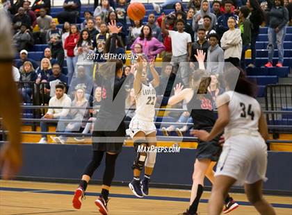 Thumbnail 3 in Little Elm vs. Liberty (5A Region 2 Bi-District Playoff) photogallery.