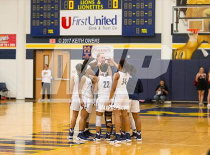 Thumbnail 1 in Little Elm vs. Liberty (5A Region 2 Bi-District Playoff) photogallery.
