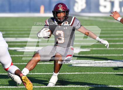 Thumbnail 1 in JSerra Catholic vs. Milton (Trinity League vs. USA Showcase) photogallery.