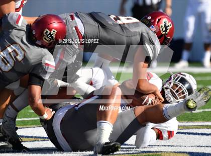 Thumbnail 2 in JSerra Catholic vs. Milton (Trinity League vs. USA Showcase) photogallery.