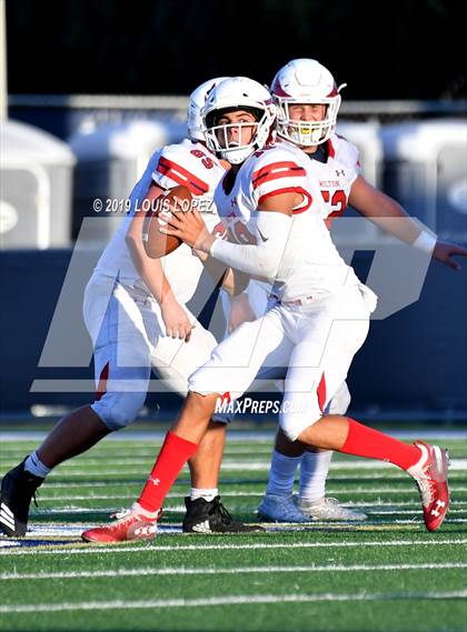 Thumbnail 1 in JSerra Catholic vs. Milton (Trinity League vs. USA Showcase) photogallery.