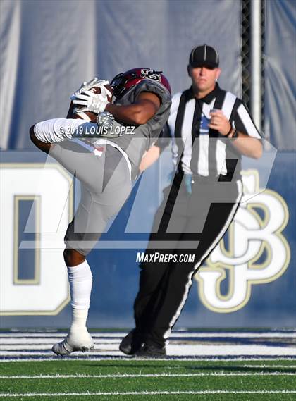 Thumbnail 2 in JSerra Catholic vs. Milton (Trinity League vs. USA Showcase) photogallery.