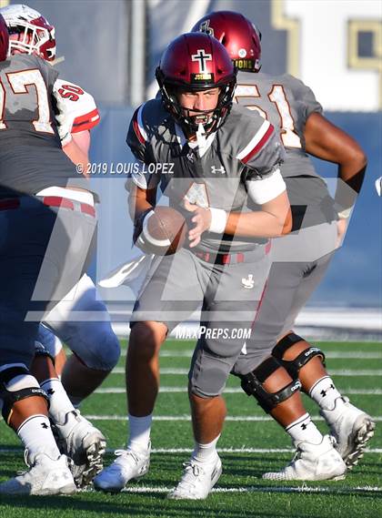 Thumbnail 3 in JSerra Catholic vs. Milton (Trinity League vs. USA Showcase) photogallery.
