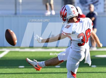 Thumbnail 1 in JSerra Catholic vs. Milton (Trinity League vs. USA Showcase) photogallery.