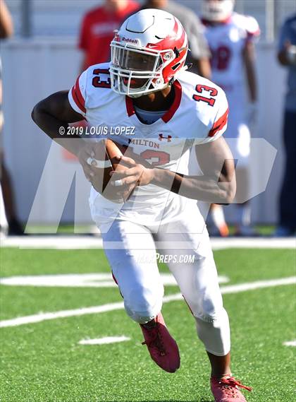 Thumbnail 2 in JSerra Catholic vs. Milton (Trinity League vs. USA Showcase) photogallery.