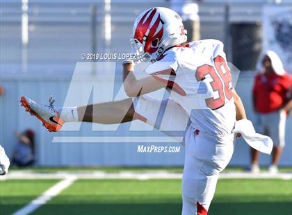 Thumbnail 2 in JSerra Catholic vs. Milton (Trinity League vs. USA Showcase) photogallery.