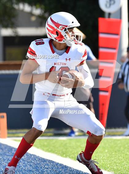 Thumbnail 3 in JSerra Catholic vs. Milton (Trinity League vs. USA Showcase) photogallery.