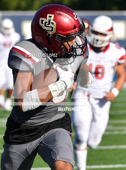 Thumbnail 2 in JSerra Catholic vs. Milton (Trinity League vs. USA Showcase) photogallery.