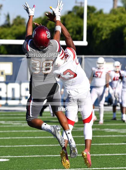 Thumbnail 3 in JSerra Catholic vs. Milton (Trinity League vs. USA Showcase) photogallery.