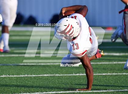 Thumbnail 1 in JSerra Catholic vs. Milton (Trinity League vs. USA Showcase) photogallery.