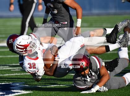 Thumbnail 2 in JSerra Catholic vs. Milton (Trinity League vs. USA Showcase) photogallery.