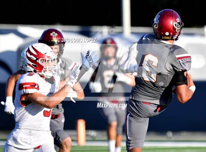 Thumbnail 2 in JSerra Catholic vs. Milton (Trinity League vs. USA Showcase) photogallery.